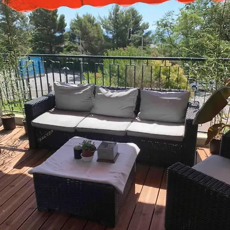Luxury - 10mn Walk From Beach Apartment *